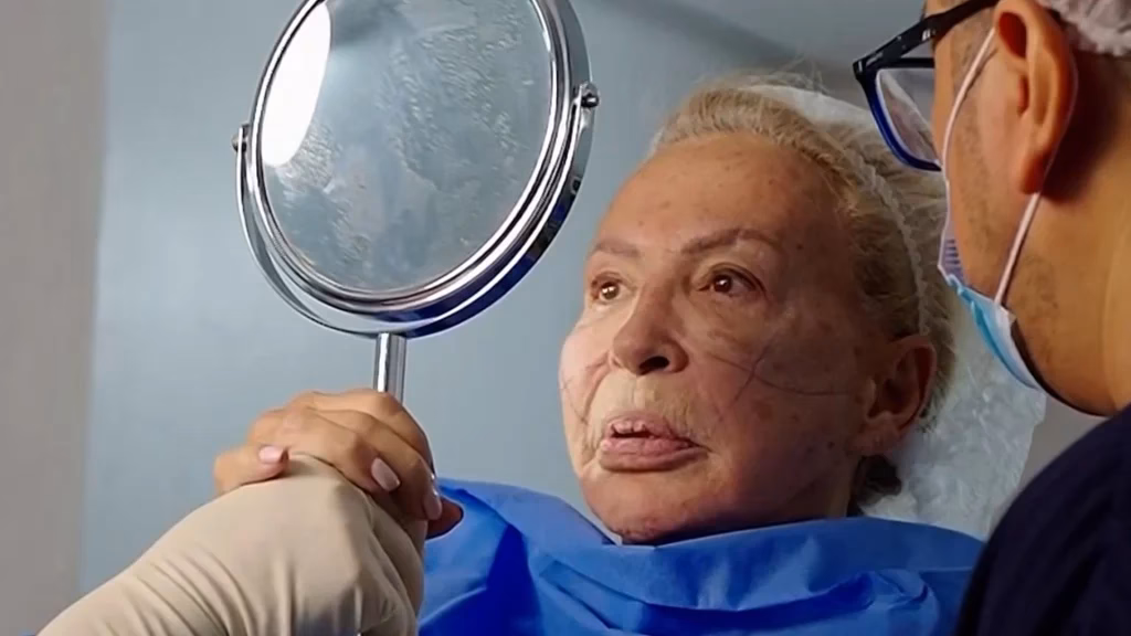 ¿Qué cirugía se hizo Laura Bozzo?