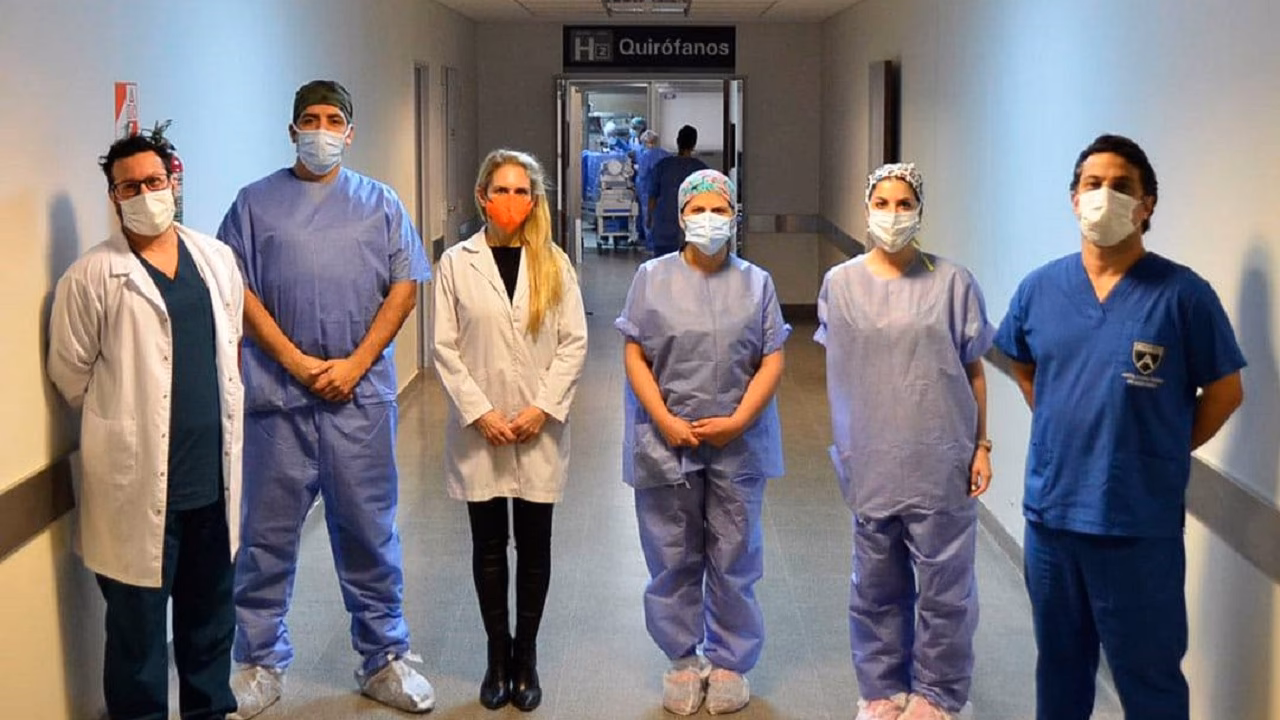 ¿Qué especialidades tiene el Hospital Posadas?