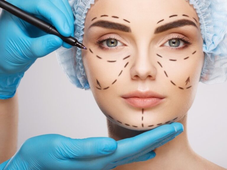 Cirugía Plástica en Adolescentes: Guía y Riesgos