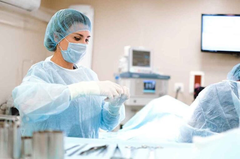 Precios de Cirugía Plástica en Clínica Alemana