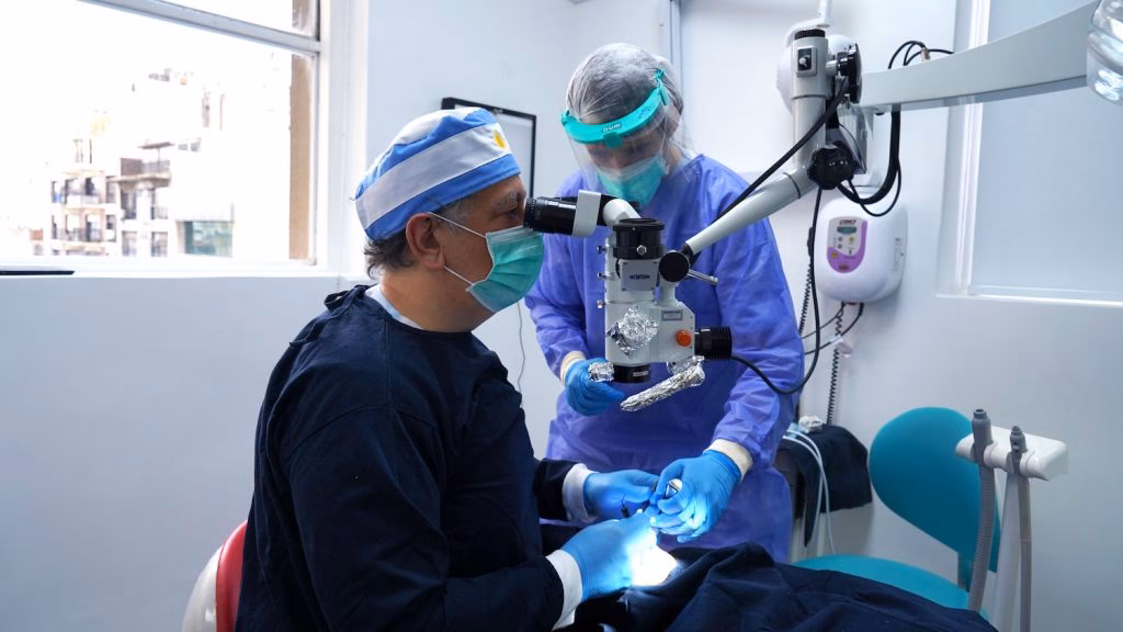 El Costo de Ser Cirujano Plástico: La Inversión