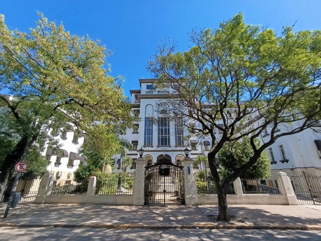 Marie Curie: El Legado Radiactivo en su Cuerpo