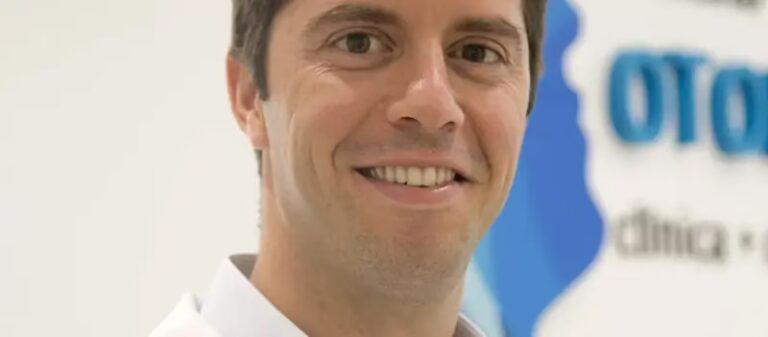 El Rostro de Jennifer Aniston: ¿Cirugía o Cuidado?