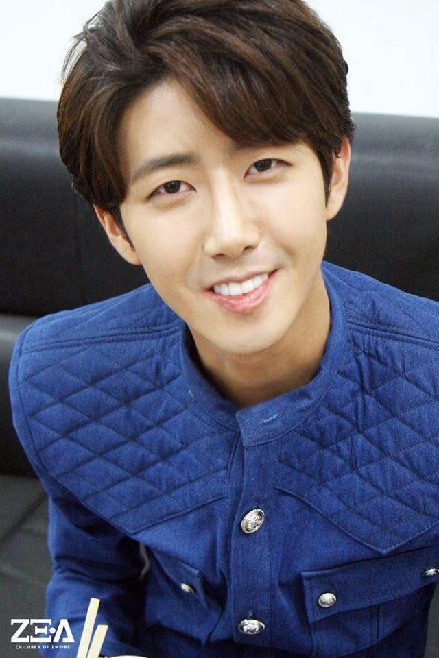 ¿Cuál de los dos miembros del grupo se sometió a cirugía?