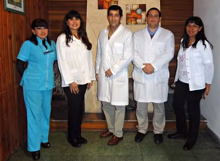Medicina y Estética Salta. Dr Eduardo Halusch (Flebología) . Dra Carolina Ledesma (Dermatología)