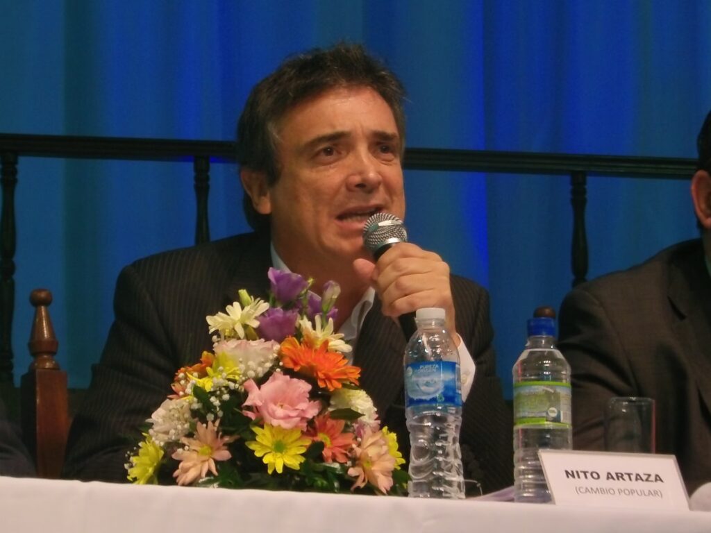 Nito Artaza: Amor, Teatro y un Desafío Silencioso