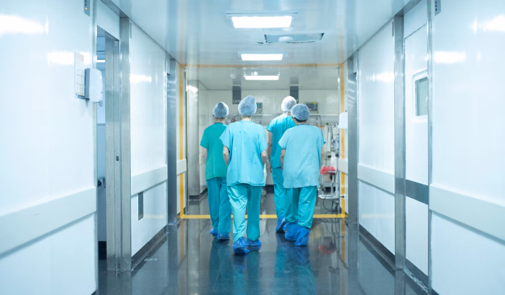 ¿Quién es dueño del sanatorio Güemes?