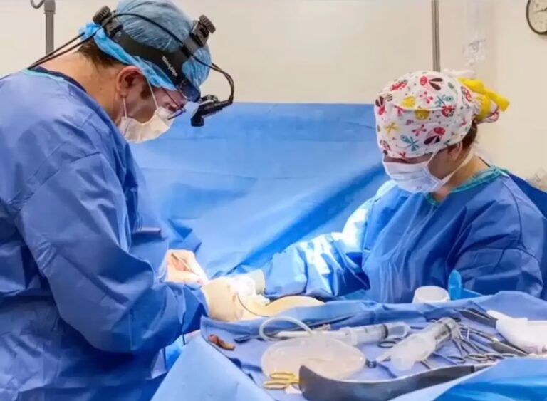 Costo de Abdominoplastia en Los Ángeles