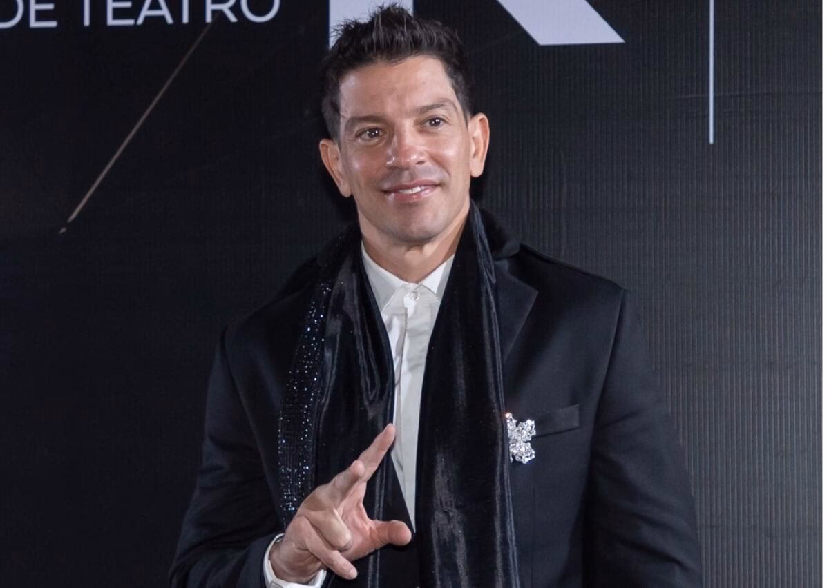 ¿Quién es el Dr. Jackson Yahir Mosquera Martínez?